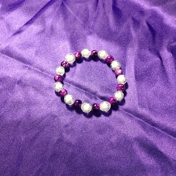 purple and white bracelet💜 - Picture 3 of 5